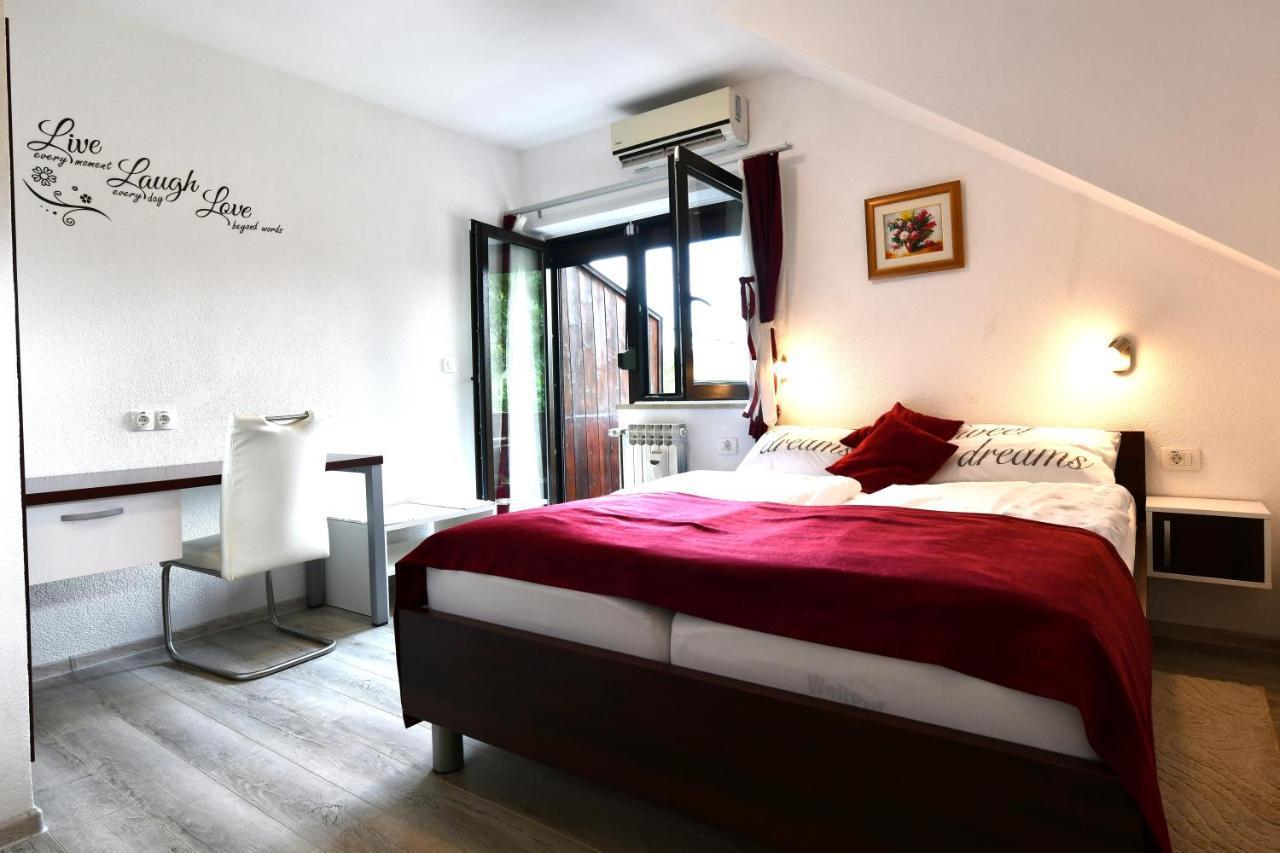 Appartamento House Jelena Seliste Dreznicko Esterno foto
